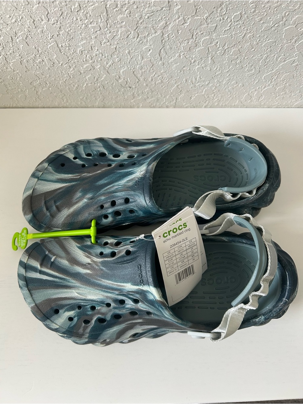 NWT CROCS Echo Marbled Clog Slip